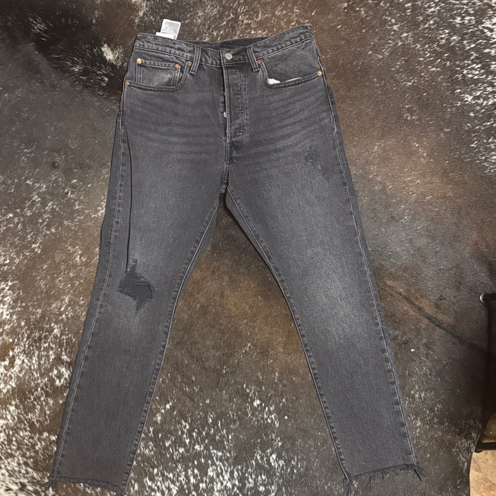 Levi’s distressed gray
